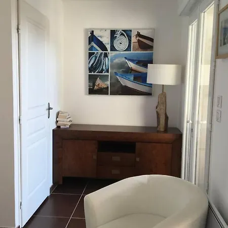 Luxueux Triplex Vue Mer 10Mn Du Port Et Plage Avec Garage