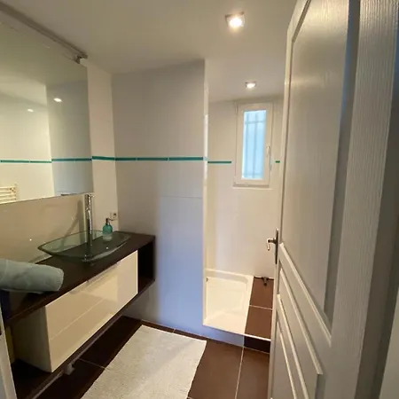 Luxueux Triplex Vue Mer 10Mn Du Port Et Plage Avec Garage *
